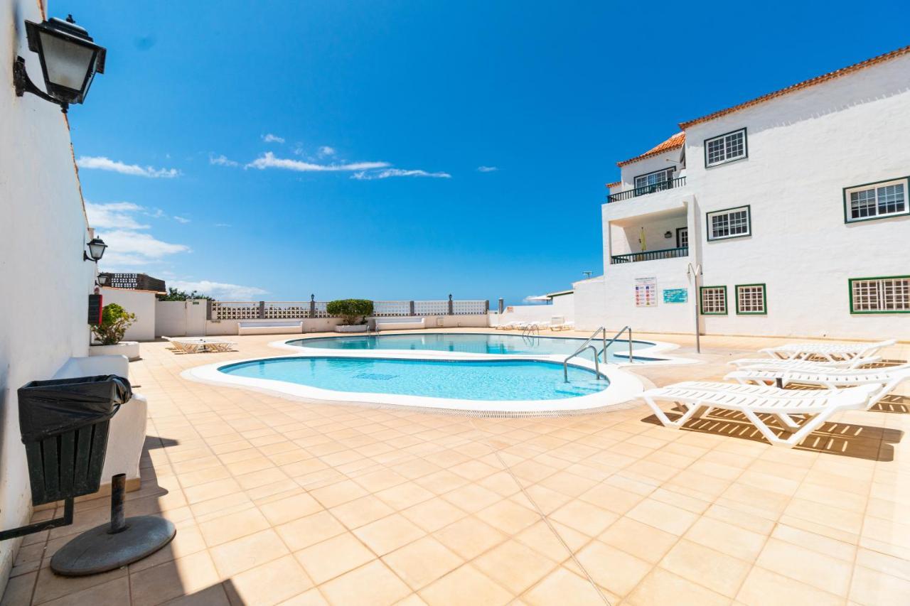Appartement El Varadero Grande terrasse ensoleillée face à la mer à Puerto de Santiago  Extérieur photo